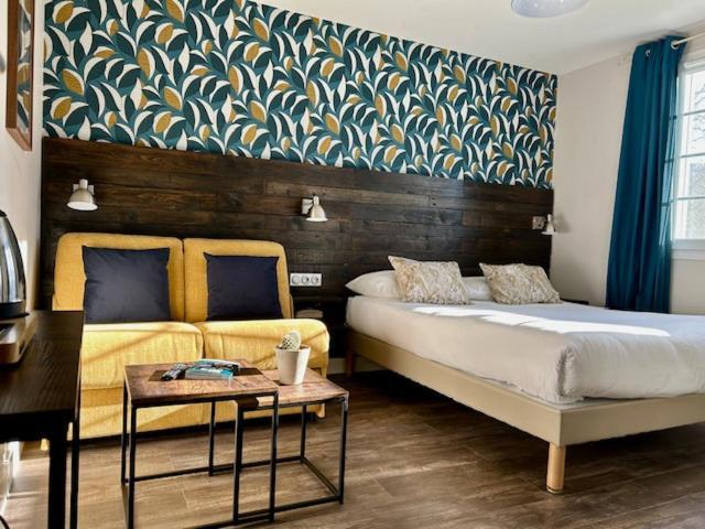 Logis Hotel St Sylvestre Aldudes Экстерьер фото