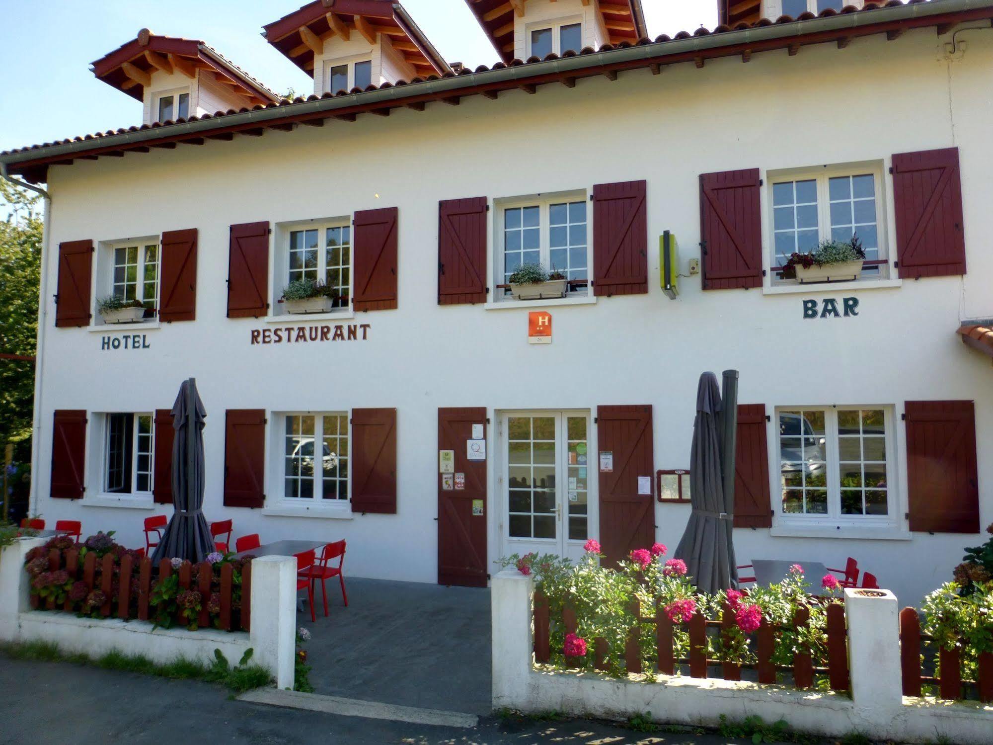 Logis Hotel St Sylvestre Aldudes Экстерьер фото